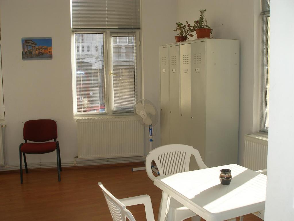 Kretan Hostel Bukareszt Pokój zdjęcie