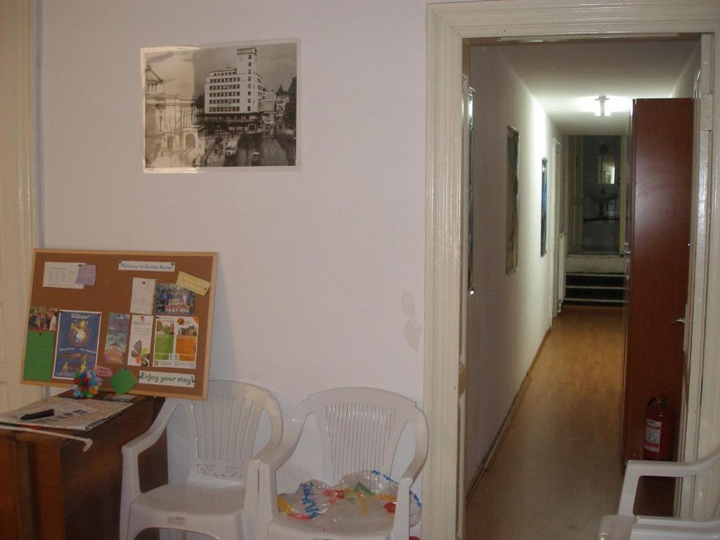 Kretan Hostel Bukareszt Zewnętrze zdjęcie